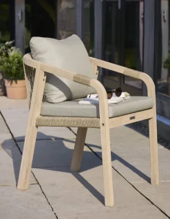 Fashion Cora Acacia Wood 4 Seat Round Dining Set 4 Seats | Wood