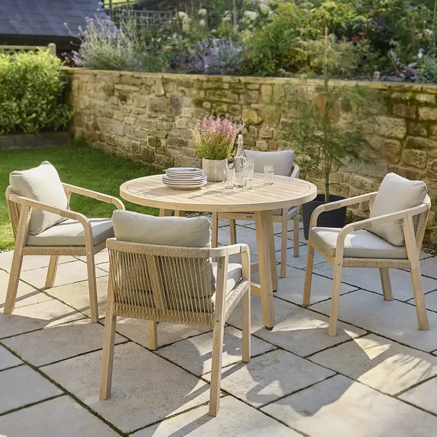 Hot Cora 120cm Round Dining Table (4-seater) Wood | Dining Tables