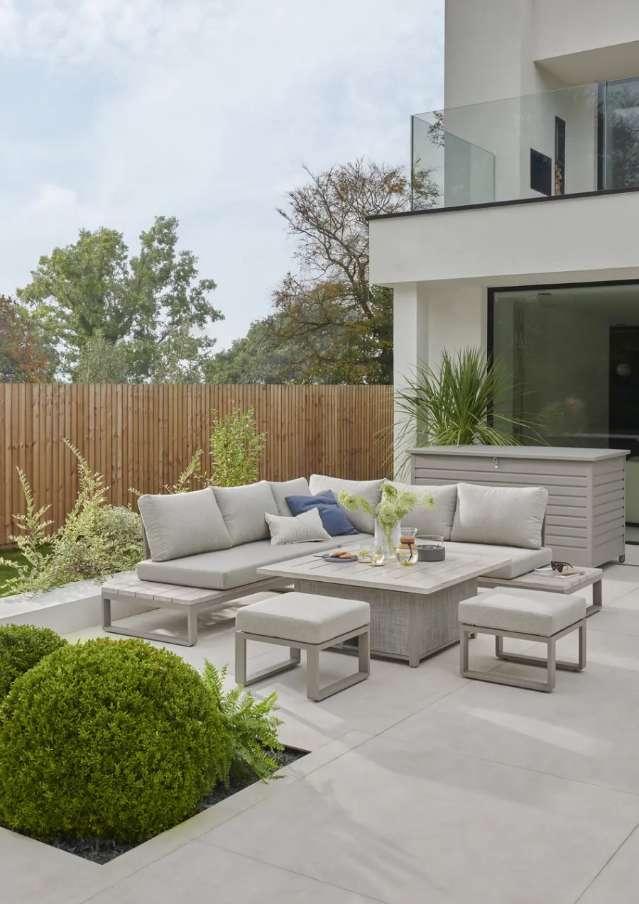 Outlet Marina Corner Lounge with High/Low Table Corner Sets